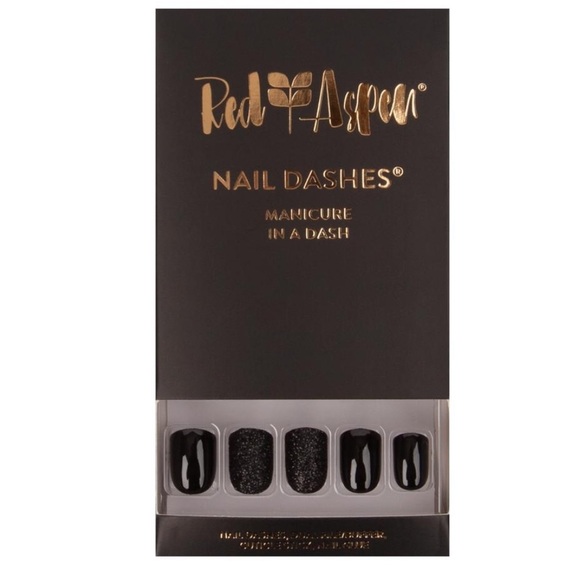 Ali’s Black Tie Affair Red Aspen Nail Dashes short square - Picture 4 of 5